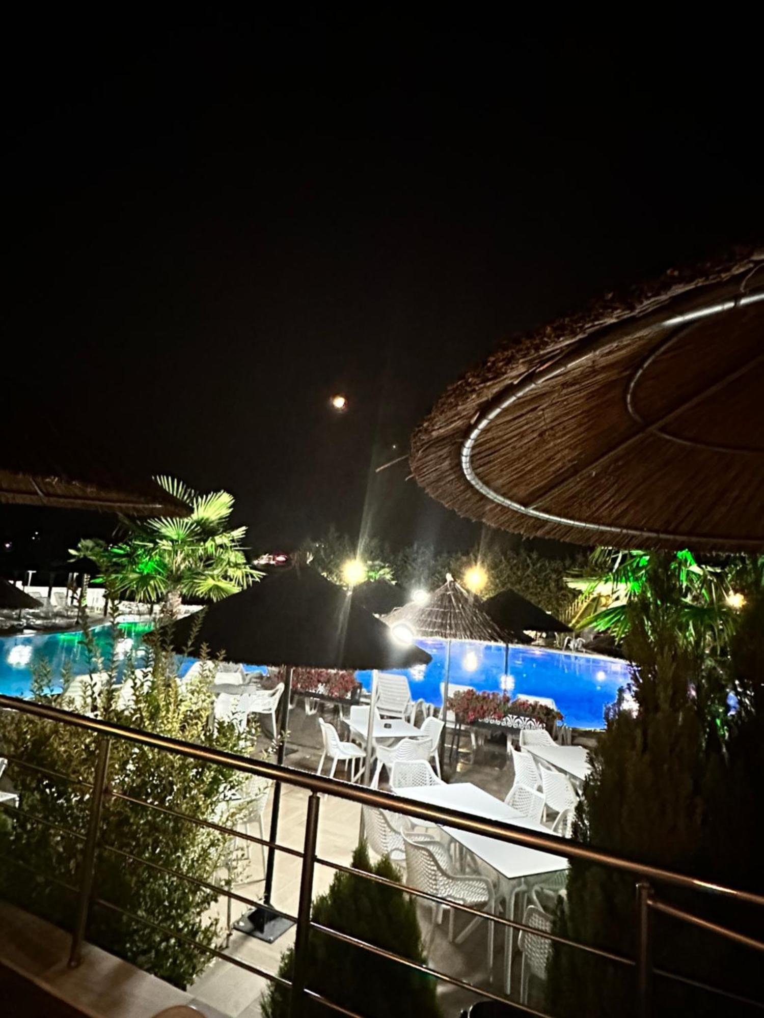 Hotel Aqua Kŭrdzhali Exteriér fotografie